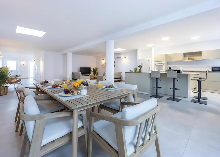 Semesterbostad Casa Estrada Da Rocha With Pool