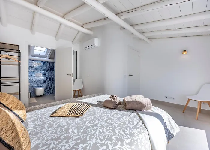 Casa Estrada Da Rocha With Pool *